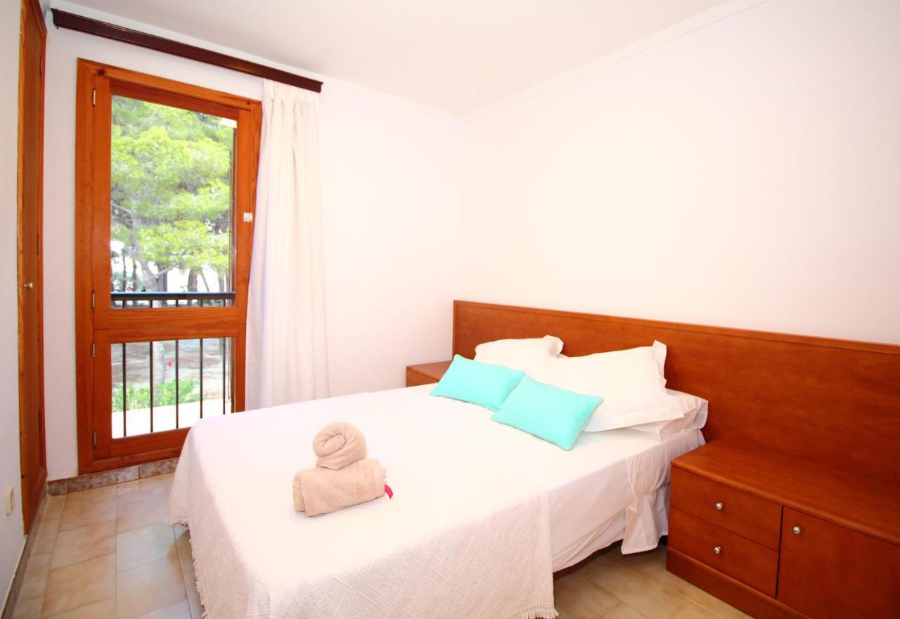 Family Seafront Apt Fantastic Seaview Pollenca Exterior photo