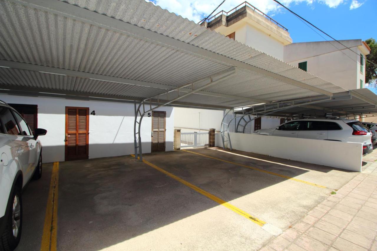 Family Seafront Apt Fantastic Seaview Pollenca Exterior photo